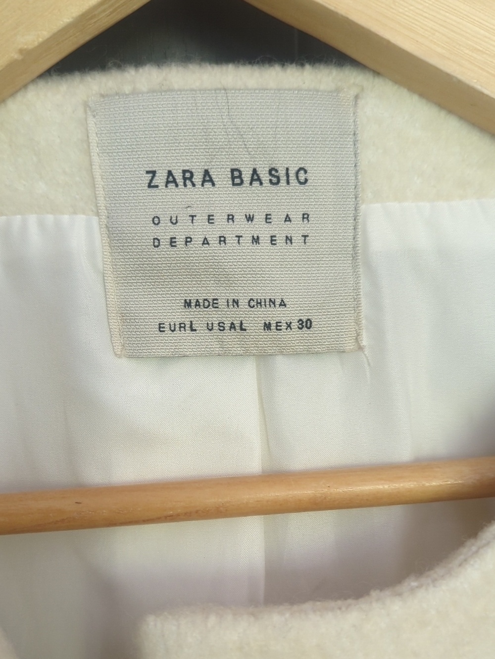 Women's Zara Cream Wool-Blend Pea Coat - Size Large Good Condition - Picture 3 of 6